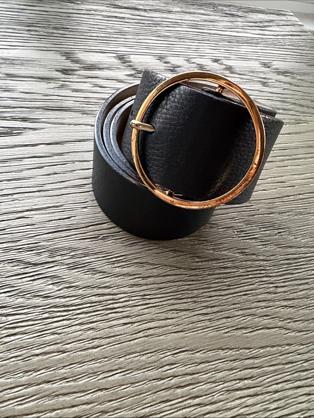 Black Leather women’s Belt with Gold Round Buckle